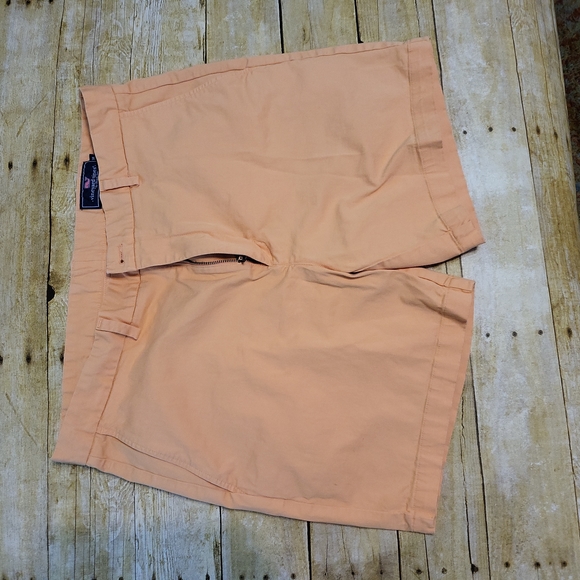 Vineyard vines mens shorts 38 - Picture 2 of 4
